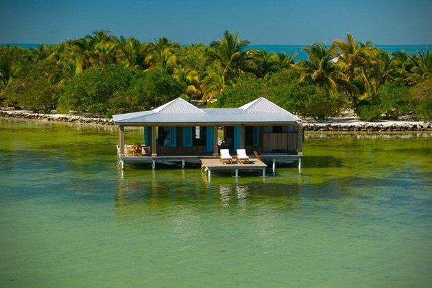 Casa-Ventanas-Over-Water-Bungalow-in-Belize-7